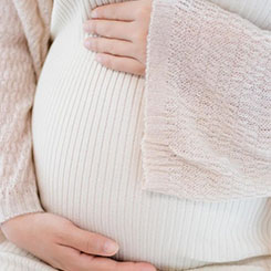 我们对高🔢🛍端和高级智能🌝借卵助孕机构手机市场的📳🇸🇨持续扩张以及骁龙👩🌑